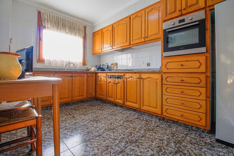 Foto fcb9f929-4f85-4702-b067-e2b2bc06acf4. Casa amb aparcament a Cabanes