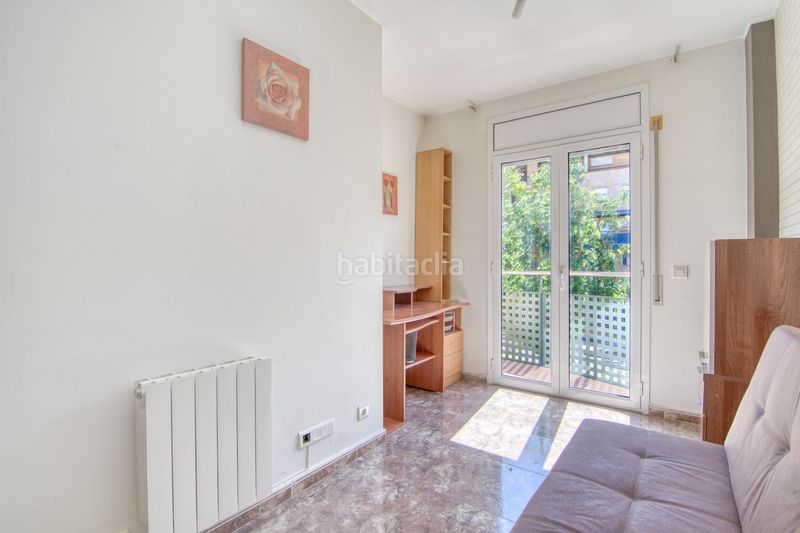 Foto 4351c353-ca17-44cd-a59e-368fd6525119. Casa adossada amb calefacció aparcament a Poble Nou-Olivar Gran Figueres
