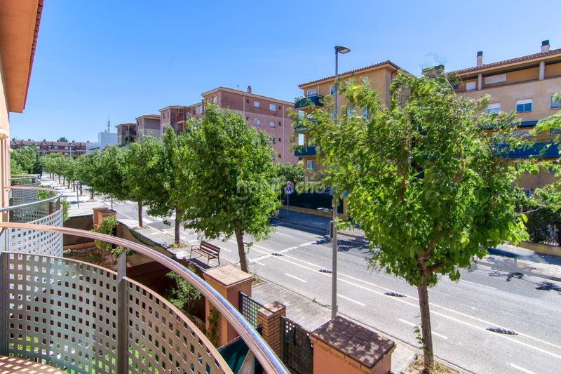 Foto ada21c35-c46b-4e15-a758-1ba2fd2b9c6d. Casa adossada amb calefacció aparcament a Poble Nou-Olivar Gran Figueres