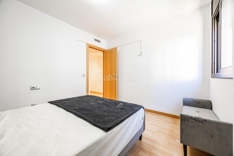 Foto 6242f725-cd87-4f1e-99be-46d3312f6599. Flat with parking in Eixample-Horta Capallera Figueres