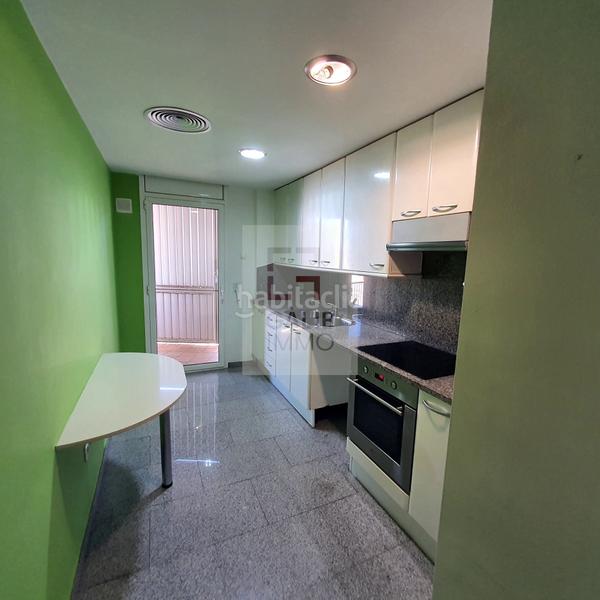 Foto fb99fc81-1f1a-4cdb-b186-730cf3e511bb. Piso en Centre Figueres