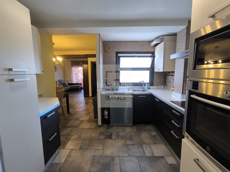 Foto 035896a1-bf0e-41eb-92ed-8b6079ce6964. Pis amb calefacció aparcament a Centre Figueres