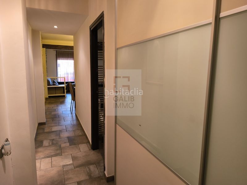 Foto 871e2a28-f66e-4ade-a531-994d9c6776a4. Pis amb calefacció aparcament a Centre Figueres