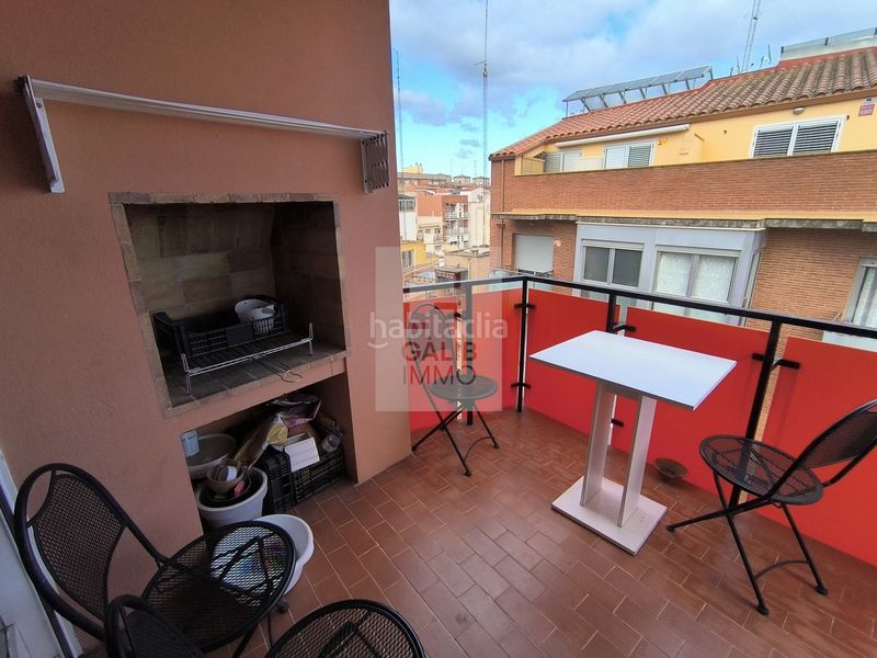 Foto caadee73-f710-4b50-8853-4671b5ad4a8a. Pis amb calefacció aparcament a Centre Figueres