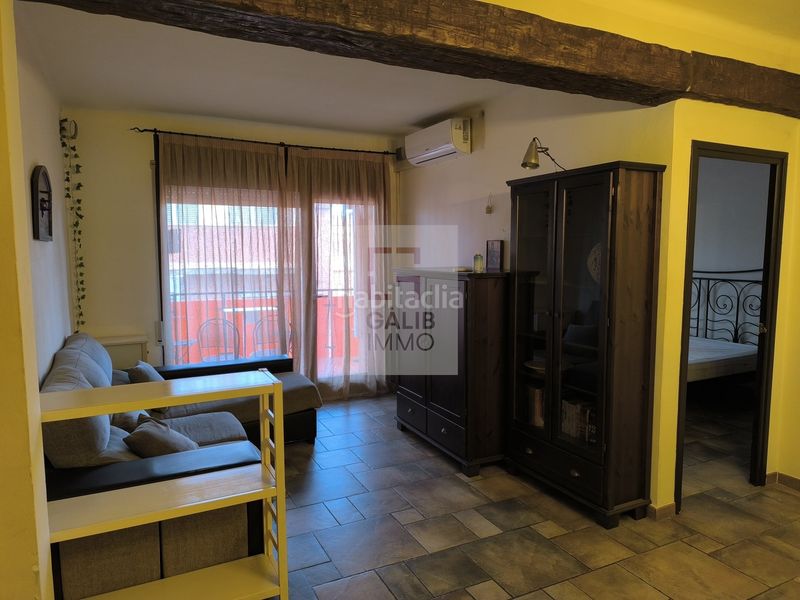 Foto cfc76746-ad1e-431f-8768-fc33069f4416. Pis amb calefacció aparcament a Centre Figueres