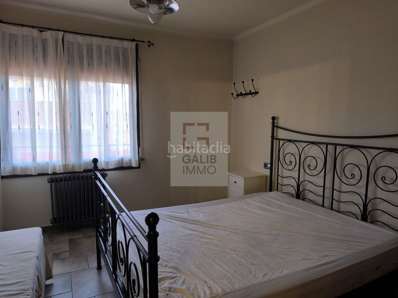 Foto d15b984a-27b0-4e3d-9e96-429a6d3711a5. Pis amb calefacció aparcament a Centre Figueres