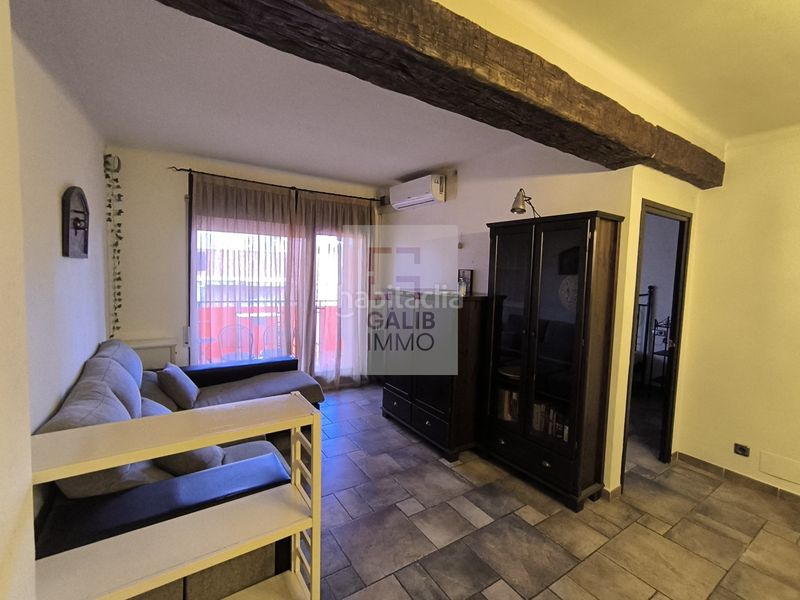 Foto e409d5d5-8fe3-441c-af66-0e617b95f63d. Pis amb calefacció aparcament a Centre Figueres