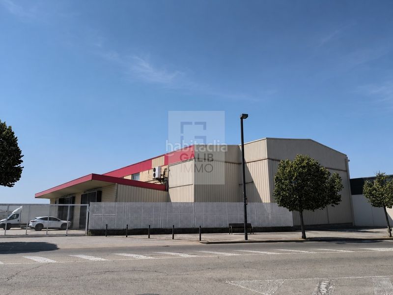 Foto 2c69fb55-f2dd-4a7c-966d-bc27fc64f131. Local comercial a Carretera de Roses-Fossos Figueres