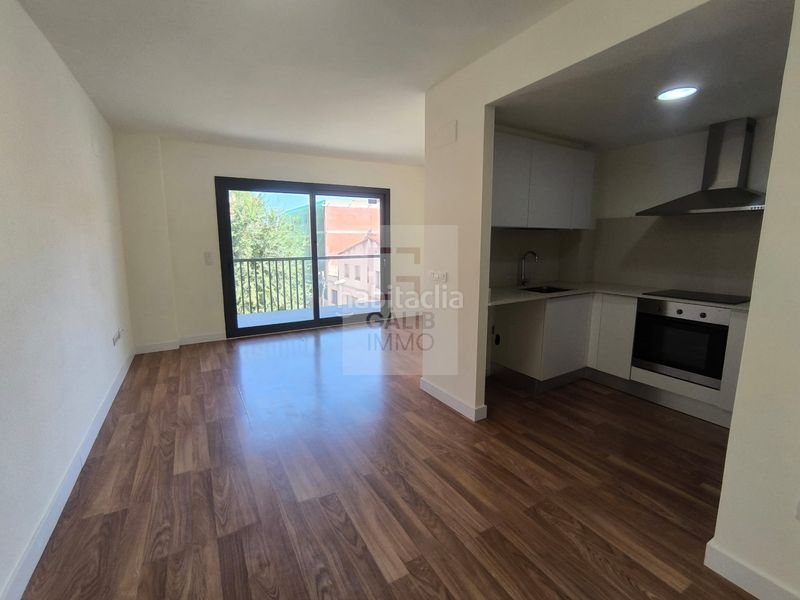 Foto ed257a0f-5b63-4d1d-bb42-4eb9024279bf. Piso en Eixample-Horta Capallera Figueres