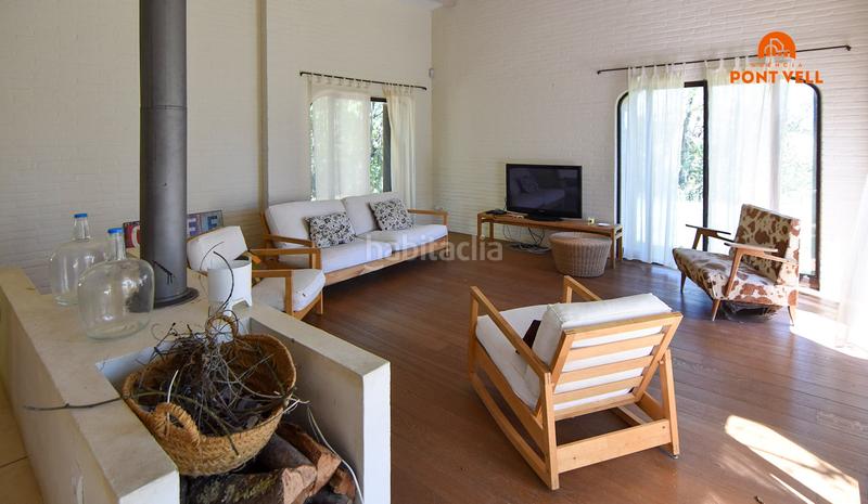 Foto 2cdbcd62-ab62-4e6b-b6f4-411416c0a1d6. Lloguer casa amb calefacció aparcament a Forallac