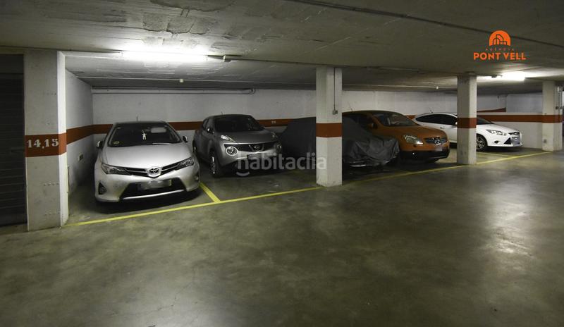 Foto 29d5bb05-2747-4214-a7ef-5b4ca651d7b4. Parking coche en Bisbal d´Empordà (La)