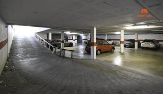 Autoparkplatz in Bisbal d´Empordà (La)