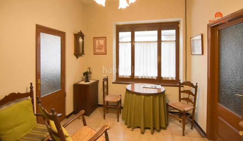 Foto 0882b464-0839-4938-a8fe-a225b5858b60. Casa adossada amb calefacció aparcament a Bisbal d´Empordà (La)