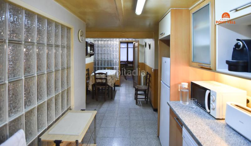 Foto 2c619c38-41ad-4f01-89a1-35c1d5e0b3f1. Casa adossada amb calefacció aparcament a Bisbal d´Empordà (La)