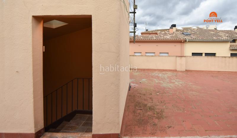 Foto 2d0d026d-c16f-43f9-b91b-26b274020577. Casa adossada amb calefacció aparcament a Bisbal d´Empordà (La)