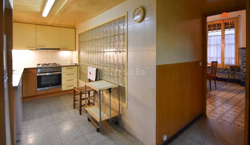 Foto 4e0b13f1-6258-4be9-918a-f7fbefcaa817. Casa adossada amb calefacció aparcament a Bisbal d´Empordà (La)