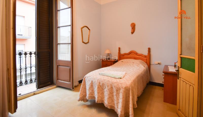 Foto 7269cf77-b7ab-4841-b9c4-7fdfabce64b3. Casa adossada amb calefacció aparcament a Bisbal d´Empordà (La)