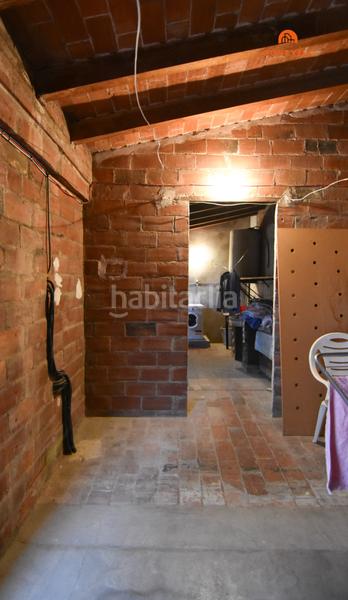 Foto a73486bc-7687-4174-a8f3-327a589b46d0. Casa adossada amb calefacció aparcament a Bisbal d´Empordà (La)