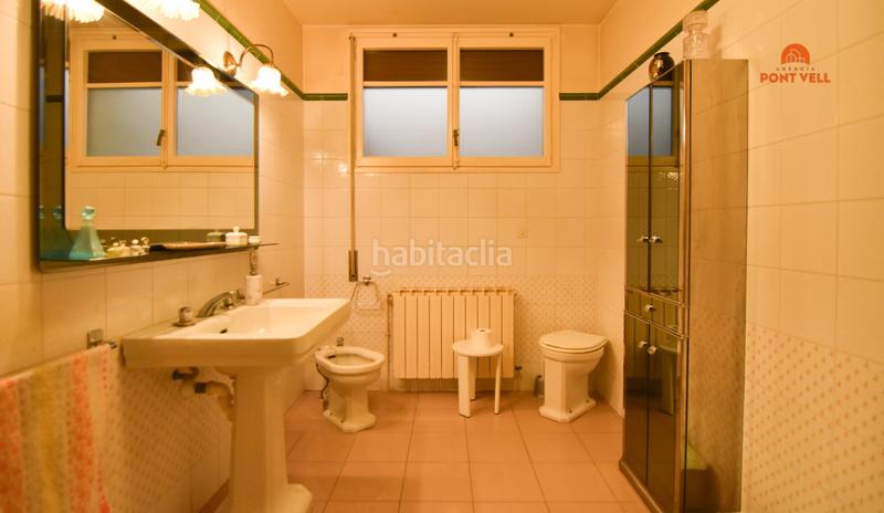 Foto fd0b5d82-56b0-4136-be7c-b5037fea7379. Casa adossada amb calefacció aparcament a Bisbal d´Empordà (La)