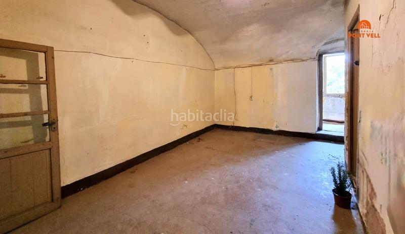Foto f5375198-b244-4473-89b0-fd399e62a9bd. Masia a Verges