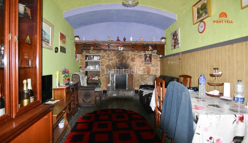 Foto a9f583d5-f258-42f3-9a6f-00ff37755ce8. Country house in Bisbal d´Empordà (La)