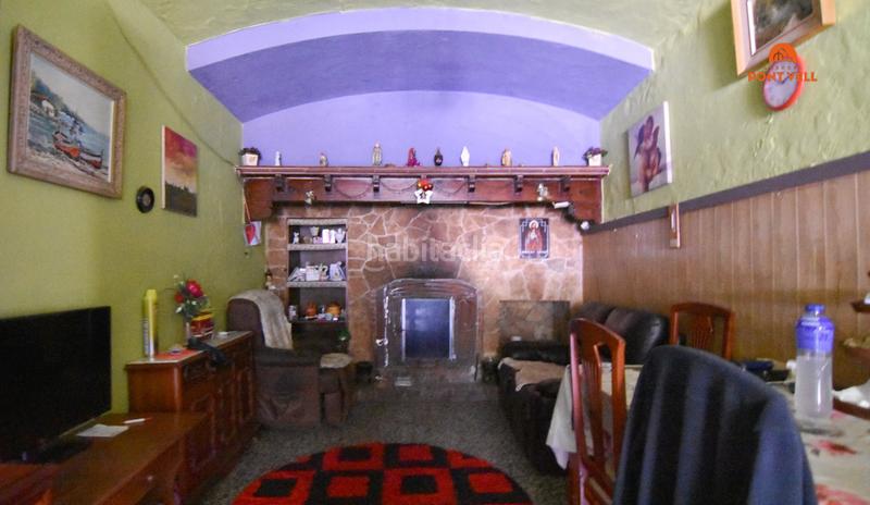 Foto e918dd5c-8fe2-4940-a929-a601da131c45. Country house in Bisbal d´Empordà (La)