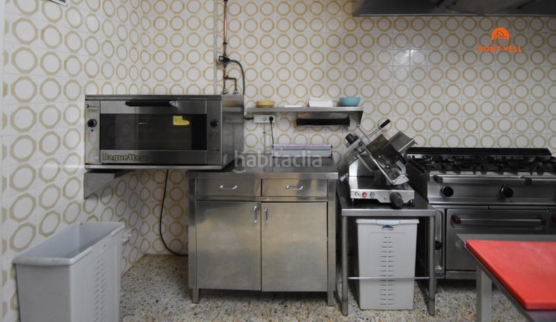 Foto a4da48d9-5df5-4c02-9bb3-342c8d250944. Local comercial en Bisbal d´Empordà (La)