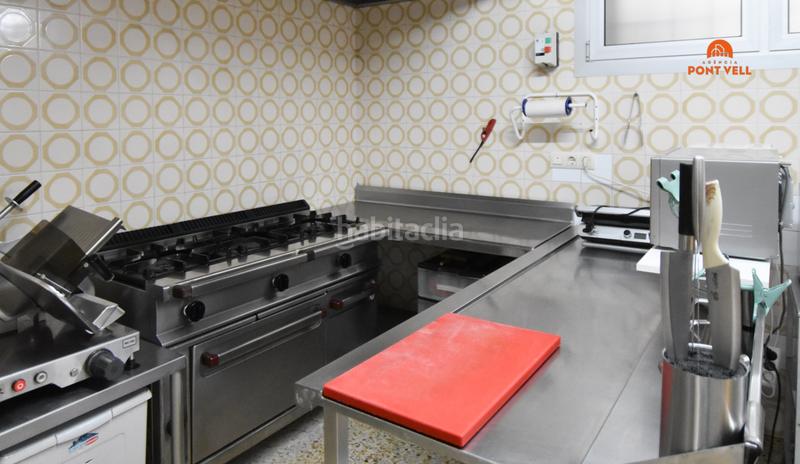 Foto ba986cbb-a449-4b64-bdac-452d7d4331d7. Local comercial en Bisbal d´Empordà (La)