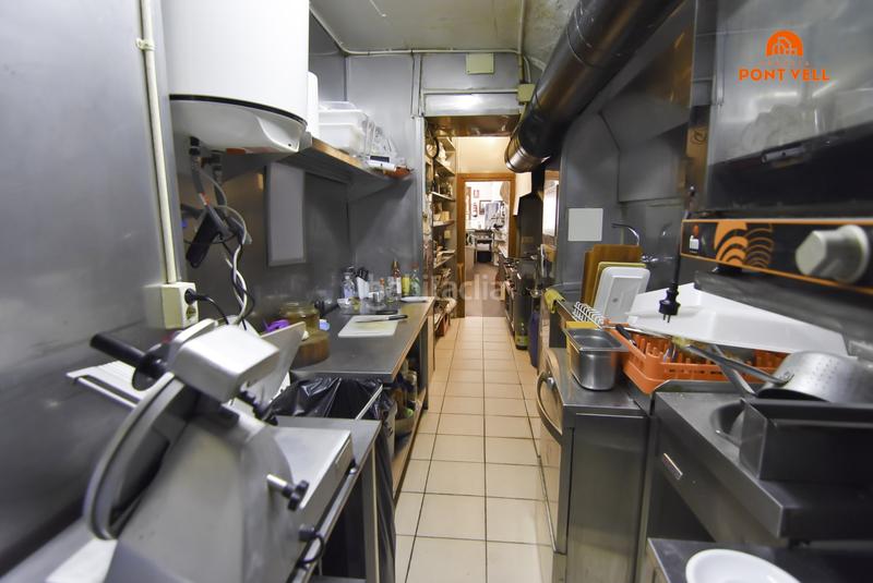 Foto df53743f-dafa-4631-8992-d6a4e879dbb2. Traspàs local comercial a Bisbal d´Empordà (La)