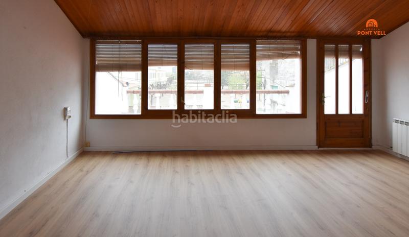 Foto 2087c9d0-ce0b-4486-ad27-f9a5b86013ce. Casa adossada amb calefacció aparcament a Bisbal d´Empordà (La)