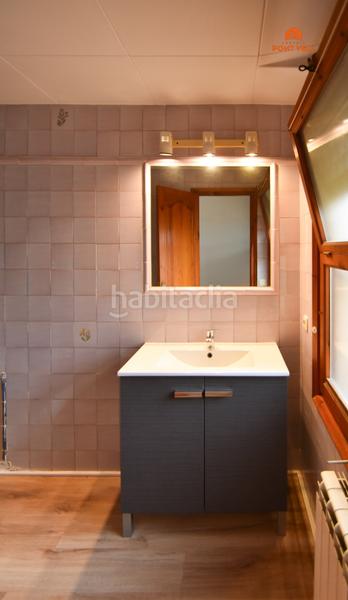 Foto 317c6aa1-a4c3-42c5-bbd2-4bed56235920. Casa adossada amb calefacció aparcament a Bisbal d´Empordà (La)