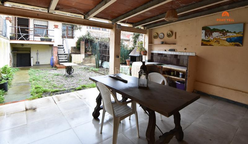 Foto e15652b5-0a76-42d3-931d-a5bc497d5248. Casa adossada amb calefacció aparcament a Bisbal d´Empordà (La)