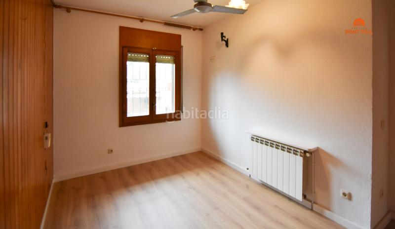 Foto fc6cf0e1-4993-40e2-a723-a78969eb84d2. Casa adossada amb calefacció aparcament a Bisbal d´Empordà (La)