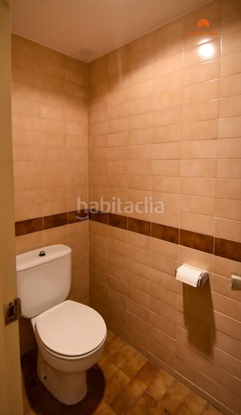 Foto e40464a9-4157-4e28-a318-2008dbe51567. Location local commercial dans Bisbal d´Empordà (La)