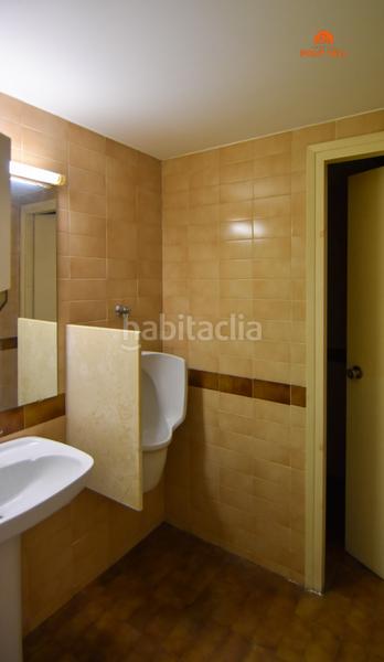 Foto f49159f6-2b59-449a-939c-3762f08c2b6c. Location local commercial dans Bisbal d´Empordà (La)