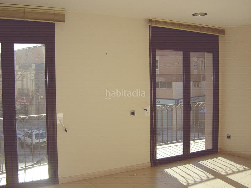 Foto 030001c9-d43c-4381-b25a-ce2e5a292172. Lloguer oficina amb calefacció a Bisbal d´Empordà (La)