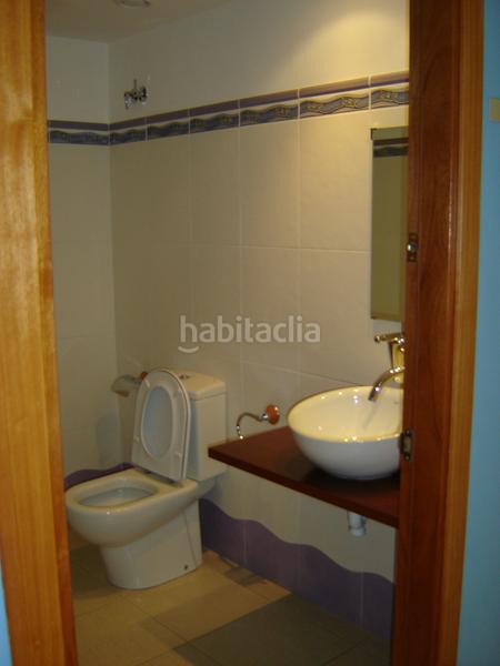 Foto 5b509732-2983-46ac-be4f-86ea0750e6b2. Lloguer oficina amb calefacció a Bisbal d´Empordà (La)