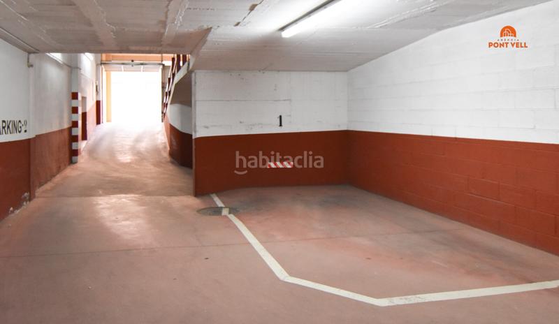 Foto 4c46344b-1752-4802-bf67-bed537441edb. Aparcament cotxe a Bisbal d´Empordà (La)