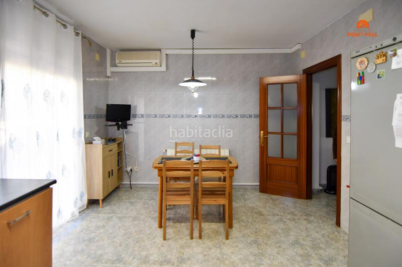 Foto 021f5cad-573b-400f-b29b-2d14c207374c. Casa adossada amb calefacció aparcament a Bisbal d´Empordà (La)