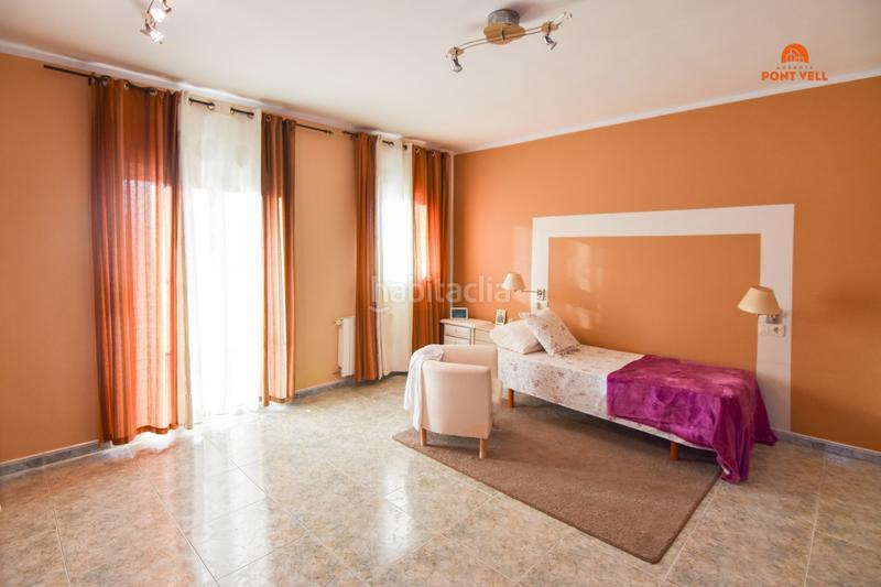 Foto 5095d413-71ca-4bb9-b490-711fa0758892. Casa adossada amb calefacció aparcament a Bisbal d´Empordà (La)