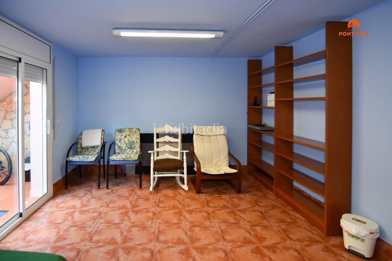 Foto 7a218bc4-c8e1-4c26-b3e4-f4ba525d8dcc. Casa adossada amb calefacció aparcament a Bisbal d´Empordà (La)