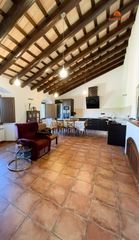 Country house in Pera (La)