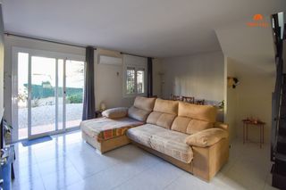 Rent Semi detached house in Corçà