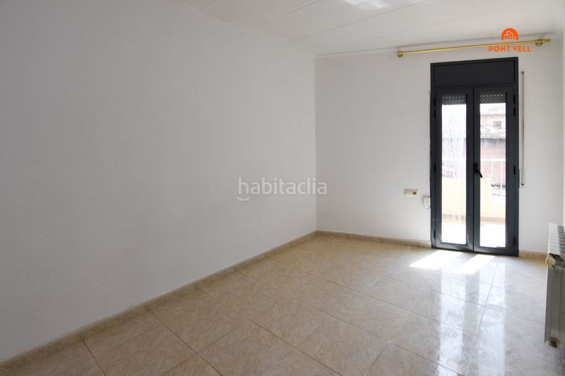 Foto e1d61f59-0bc2-4ca8-91cc-f6875a83542e. Edificio en Bisbal d´Empordà (La)