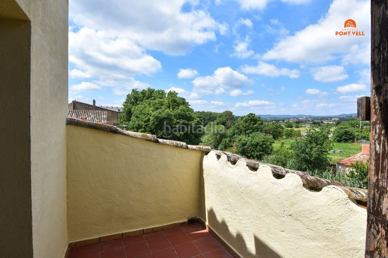 Foto e695232a-9b5d-4344-9d4e-5ec8d507b7ab. Edificio en Bisbal d´Empordà (La)