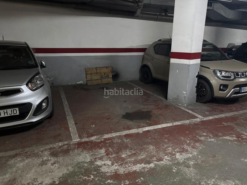 Foto 557b5ae1-2369-40ec-b07c-adc91868e944. Parking coche plaça d'aparcament per cotxe. en El Parc i la Llacuna del Poblenou Barcelona