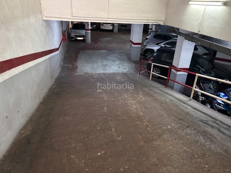 Foto 6fa2bf7b-1bd2-4ffd-87d4-f5b9cd53649e. Parking coche plaça d'aparcament per cotxe. en El Parc i la Llacuna del Poblenou Barcelona