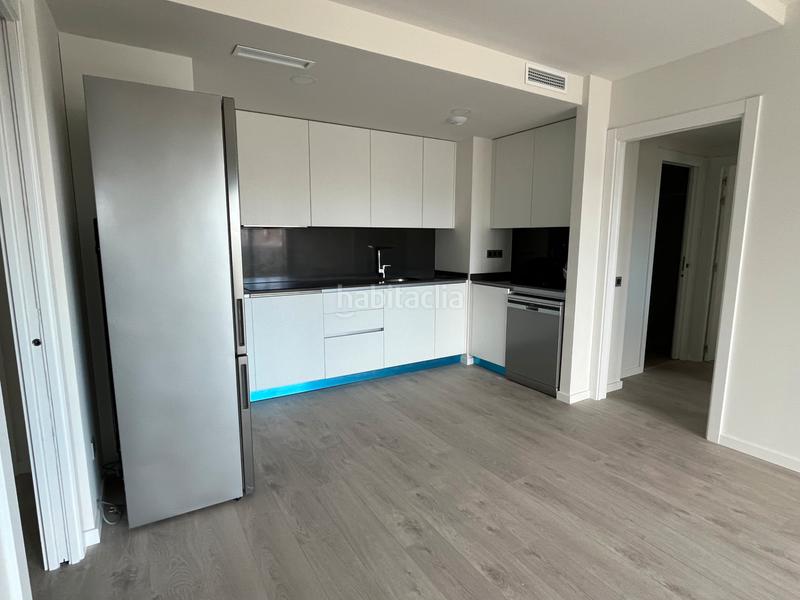 Foto 244f80c6-485e-455c-8e3d-8def4adb86db. Rent flat with heating pool in Gorg Badalona