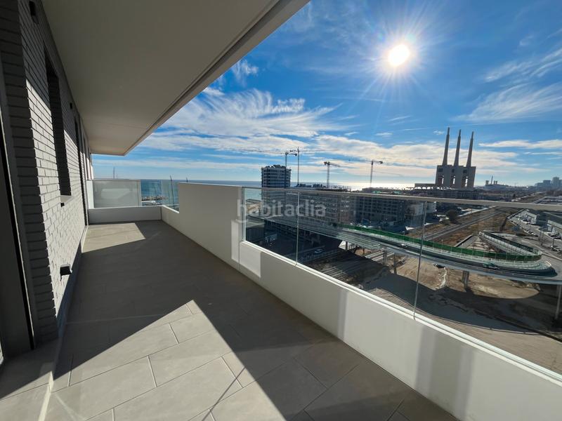 Foto 5f353ff9-60d9-494d-84f9-d7124506880a. Rent flat with heating pool in Gorg Badalona