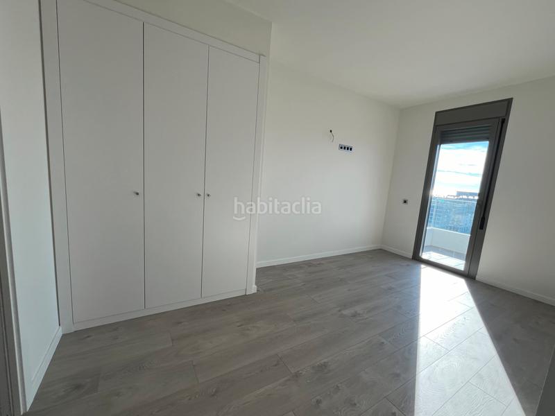 Foto fcbdafcc-abfb-41d8-ba7c-8c0c41d36a5f. Rent flat with heating pool in Gorg Badalona